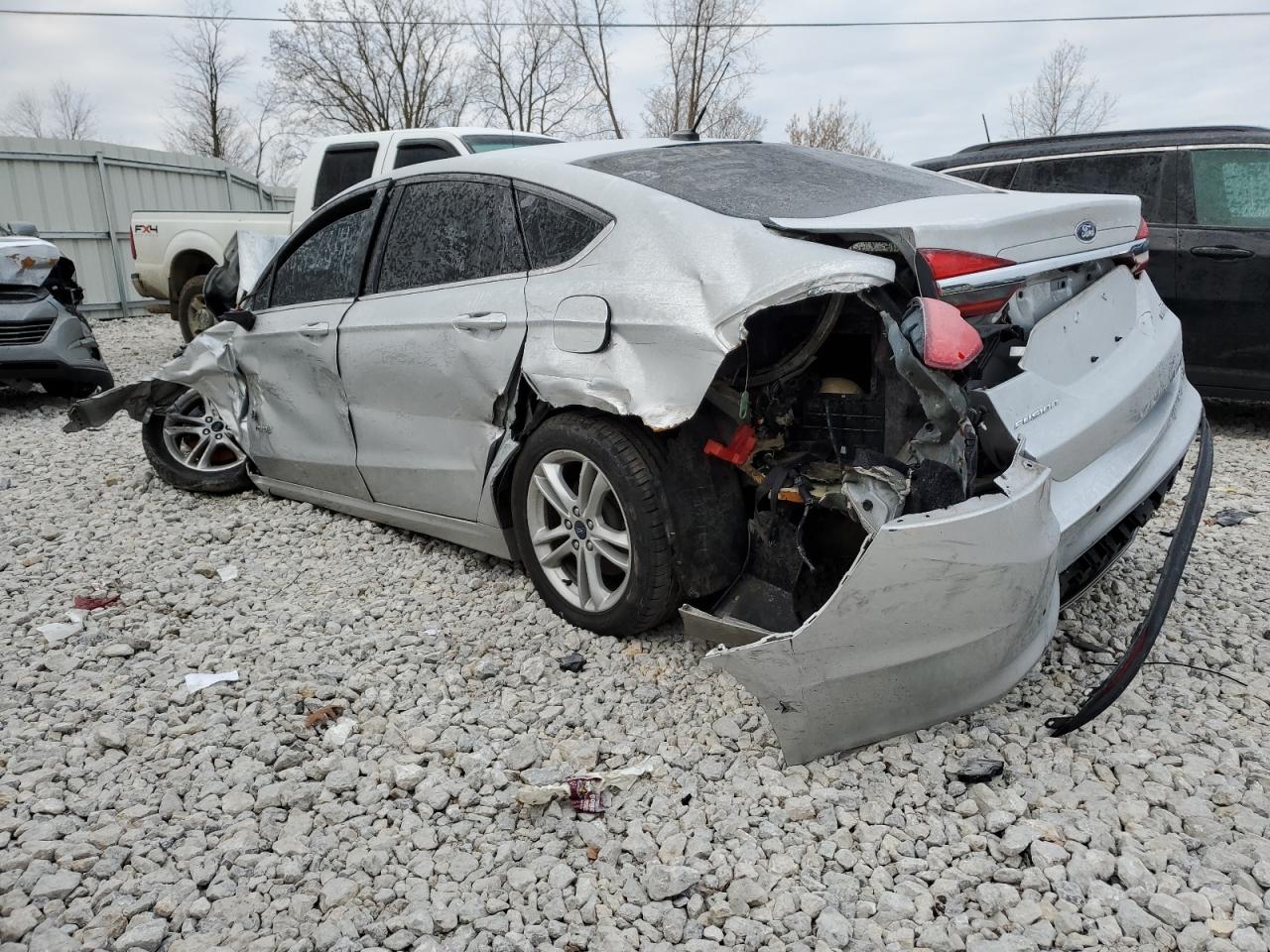 3FA6P0LU9JR235640 FORD FUSION 2018