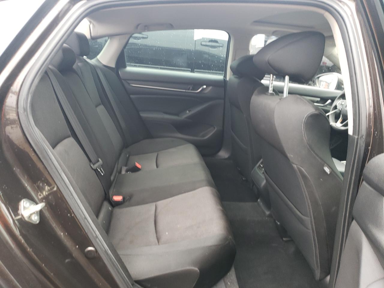 1HGCV1F41JA142143 HONDA ACCORD 2018