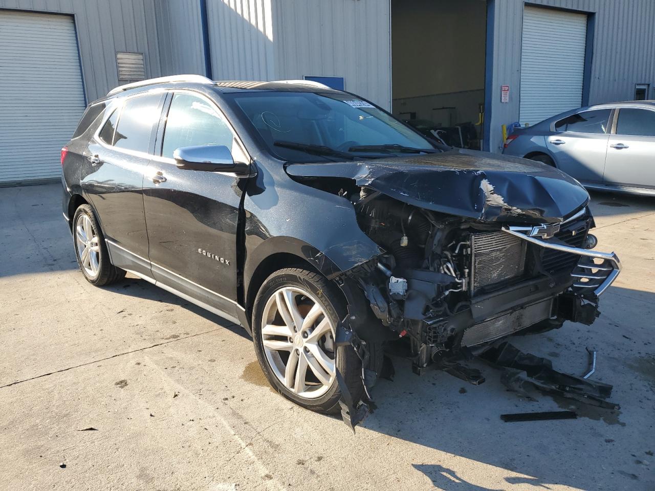 3GNAXPEX5KL268182 2019 Chevrolet Equinox Premier