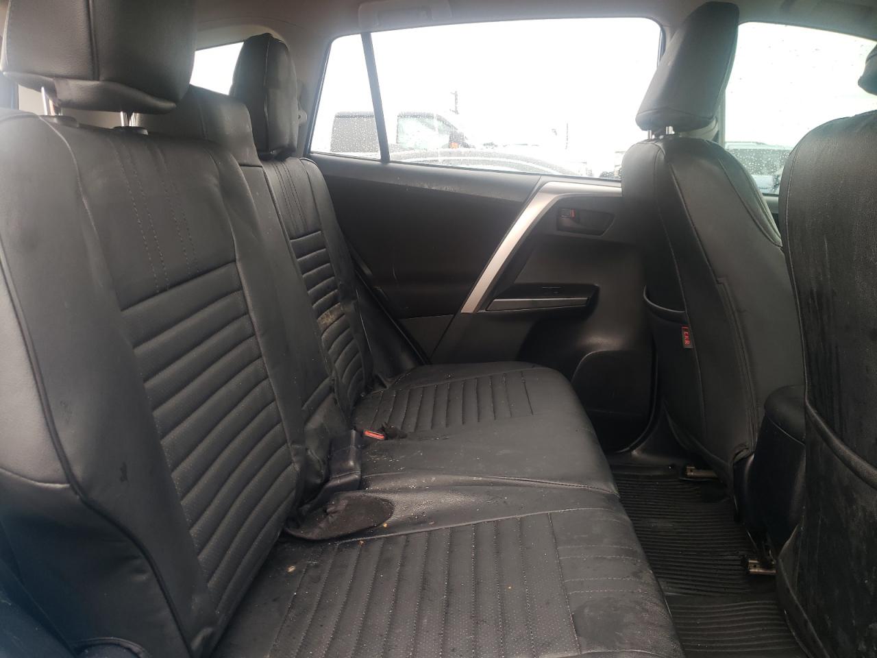 JTMBFREV9HJ109806 TOYOTA RAV4 2017