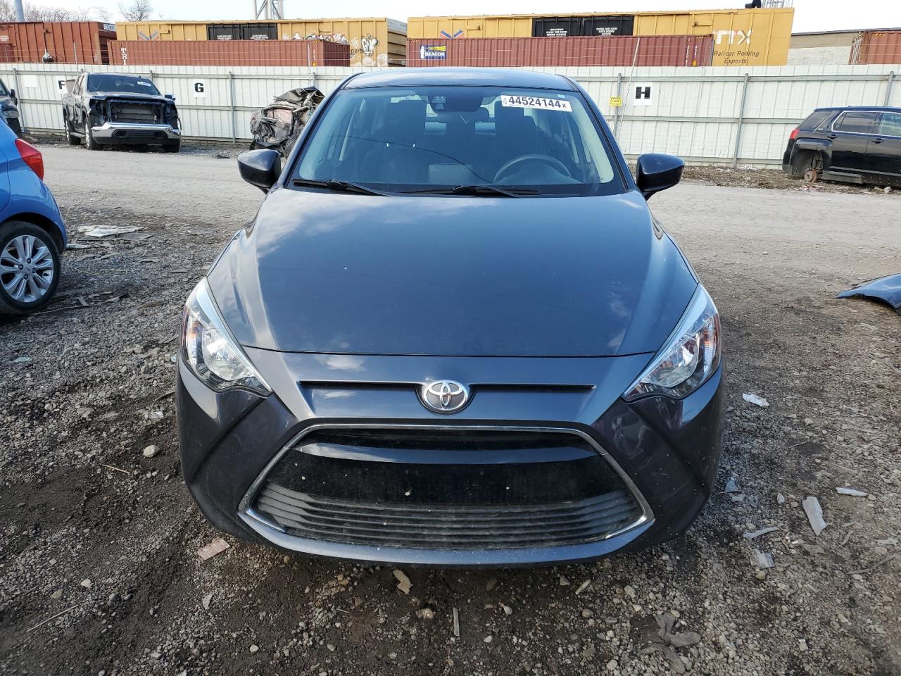 3MYDLBYV5HY179255 TOYOTA YARIS 2017