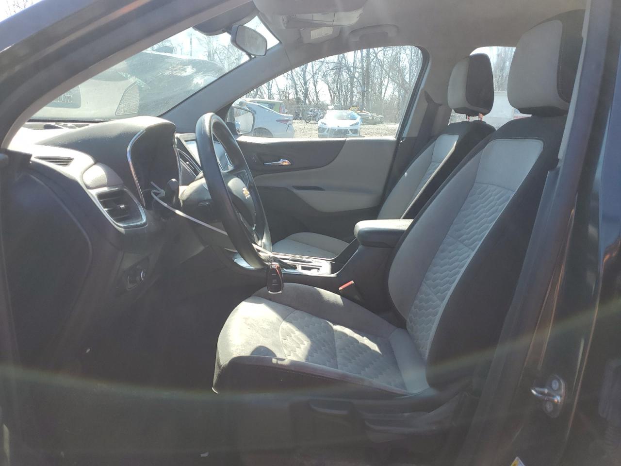 2GNAXHEV5J6240597 CHEVROLET EQUINOX 2018