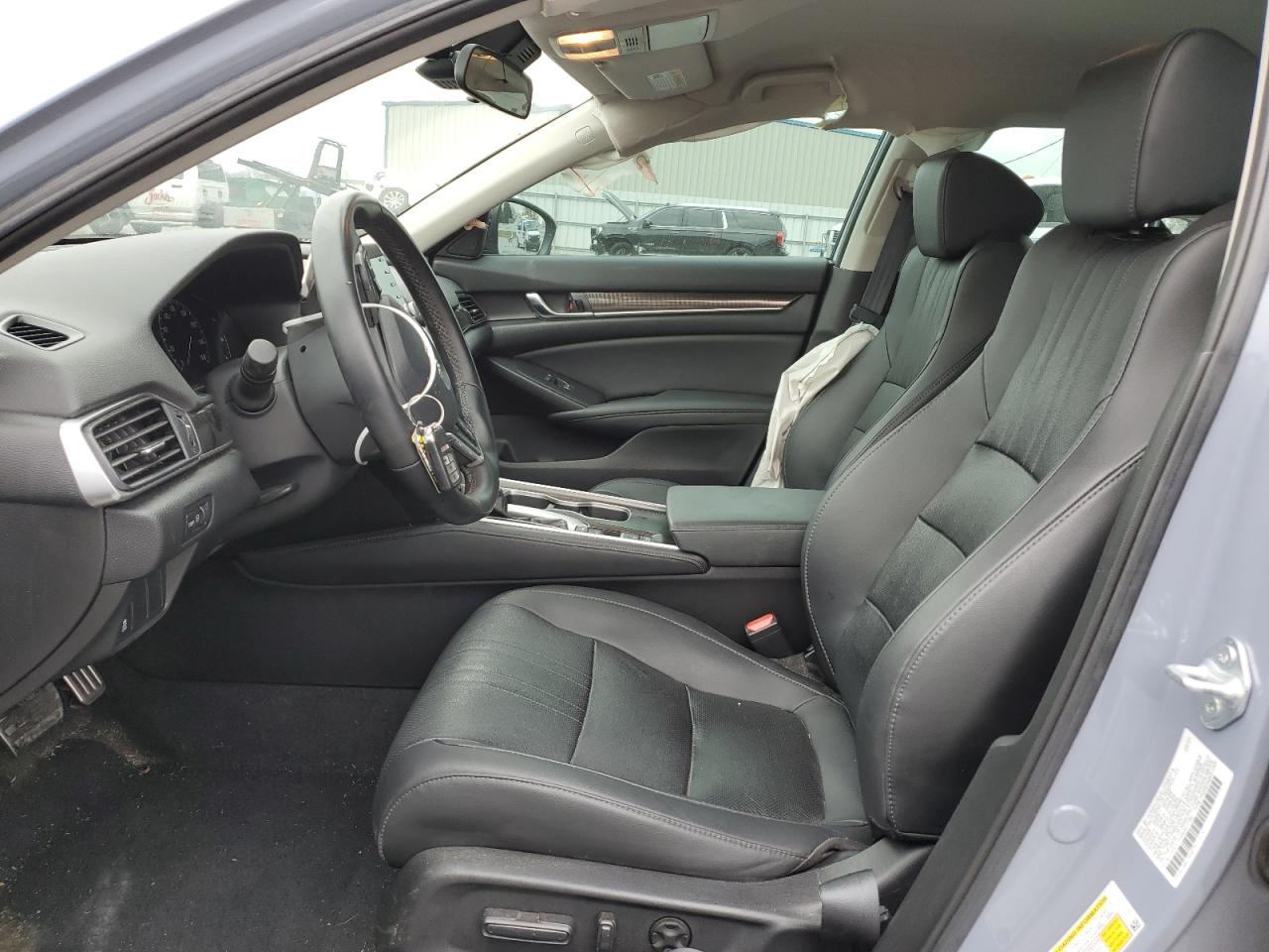 1HGCV1F44MA077390 HONDA ACCORD 2021