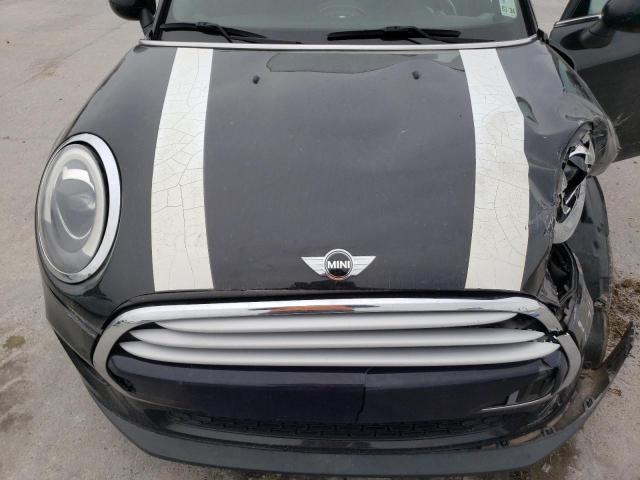 2015 Mini Cooper VIN: WMWXS5C50FT827000 Lot: 44901004