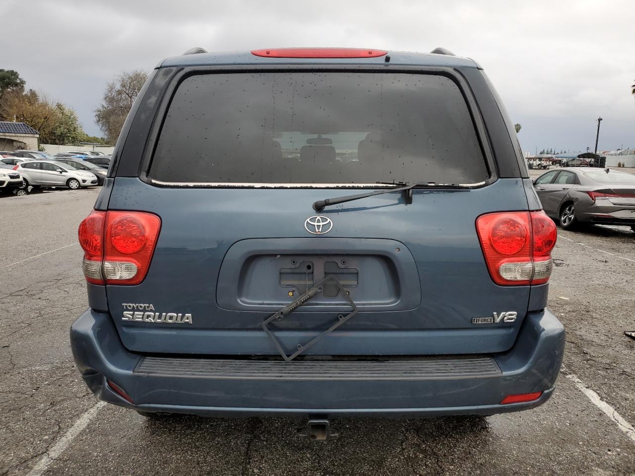 5TDZT34A85S247242 2005 Toyota Sequoia Sr5