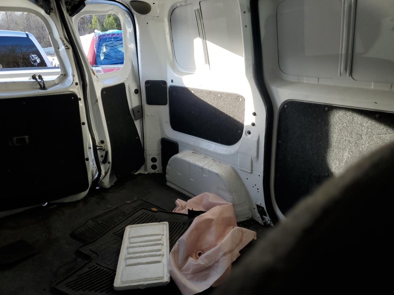 3N6CM0KN0KK691209 NISSAN NV 2019