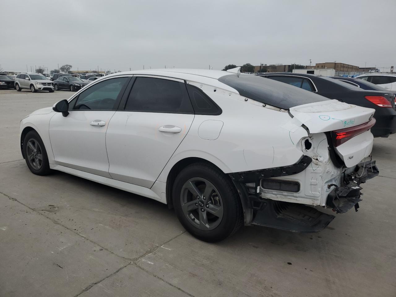 5XXG14J22MG048347 KIA K5 2021