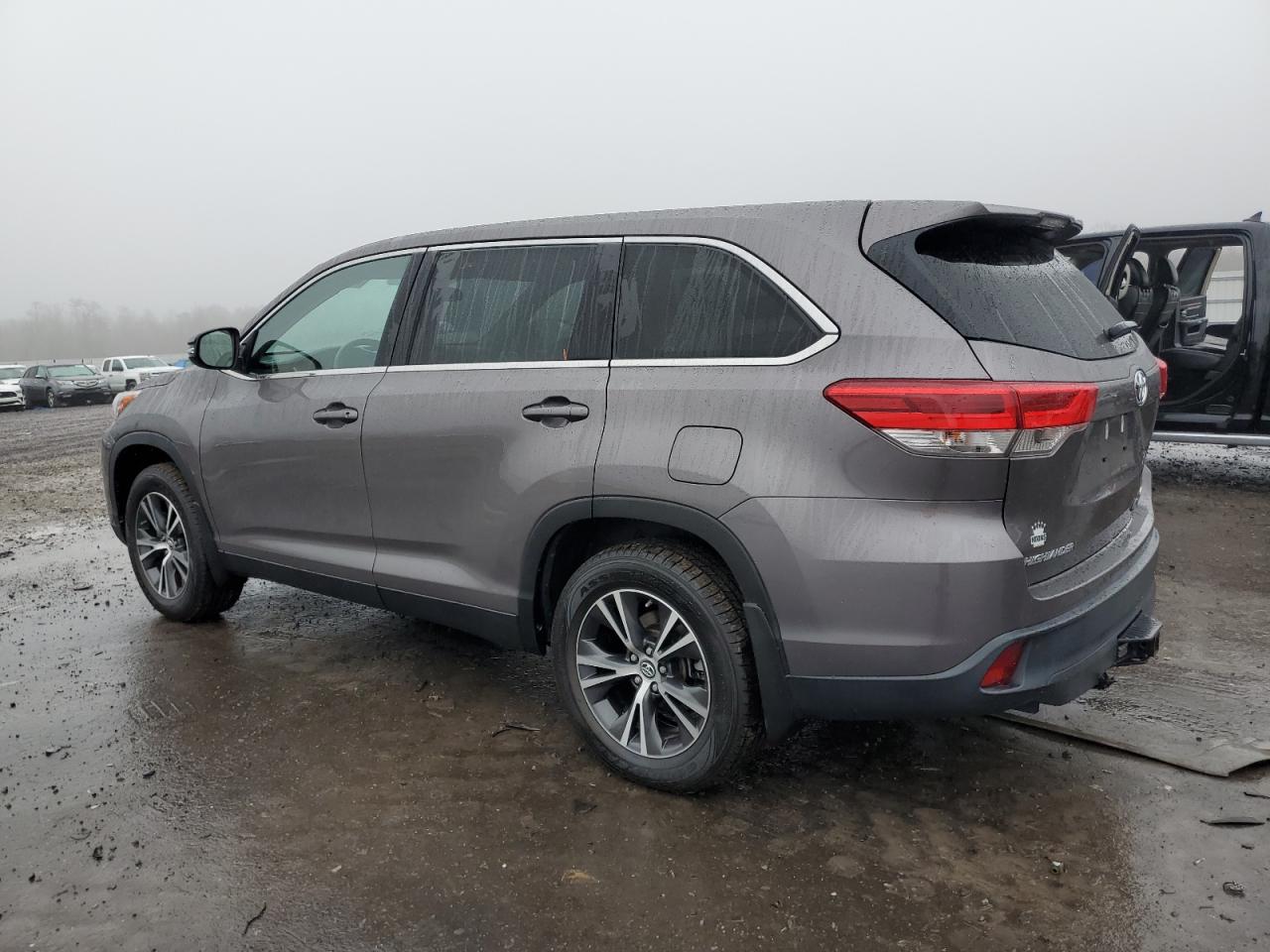 5TDBZRFHXKS745841 TOYOTA HIGHLANDER 2019