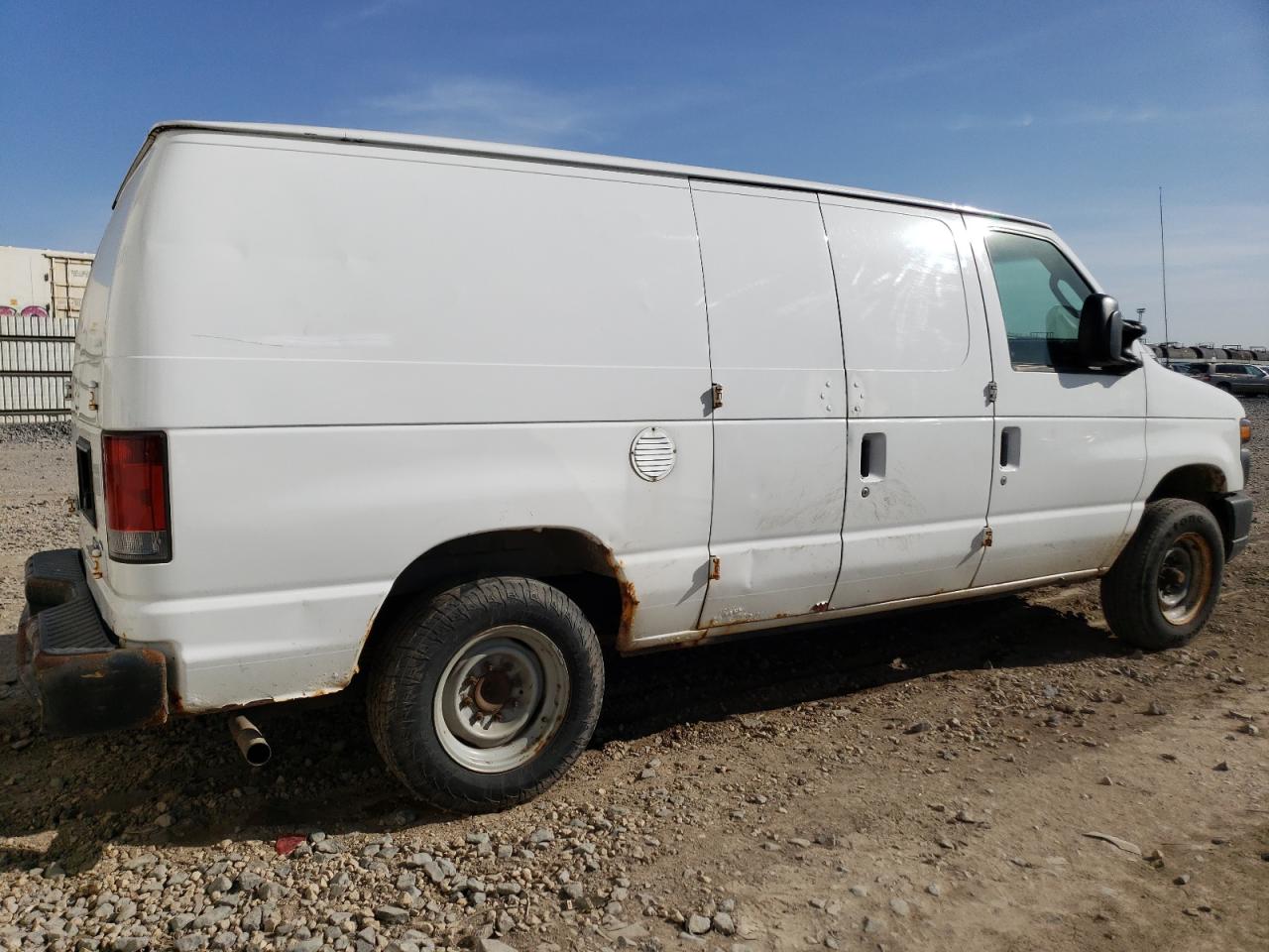 1FTNE14W39DA89774 2009 Ford Econoline E150 Van