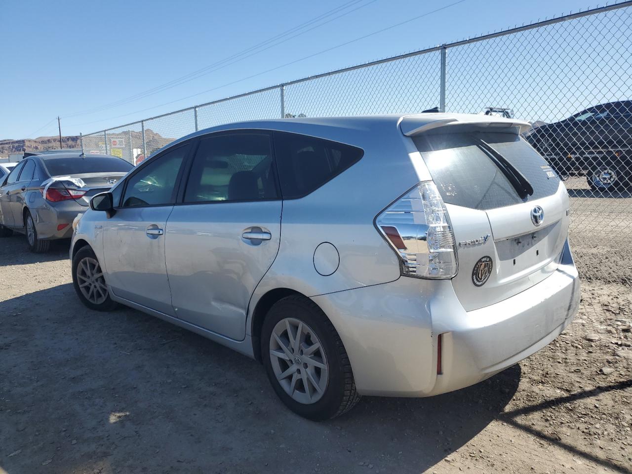 JTDZN3EU2D3240225 2013 Toyota Prius V