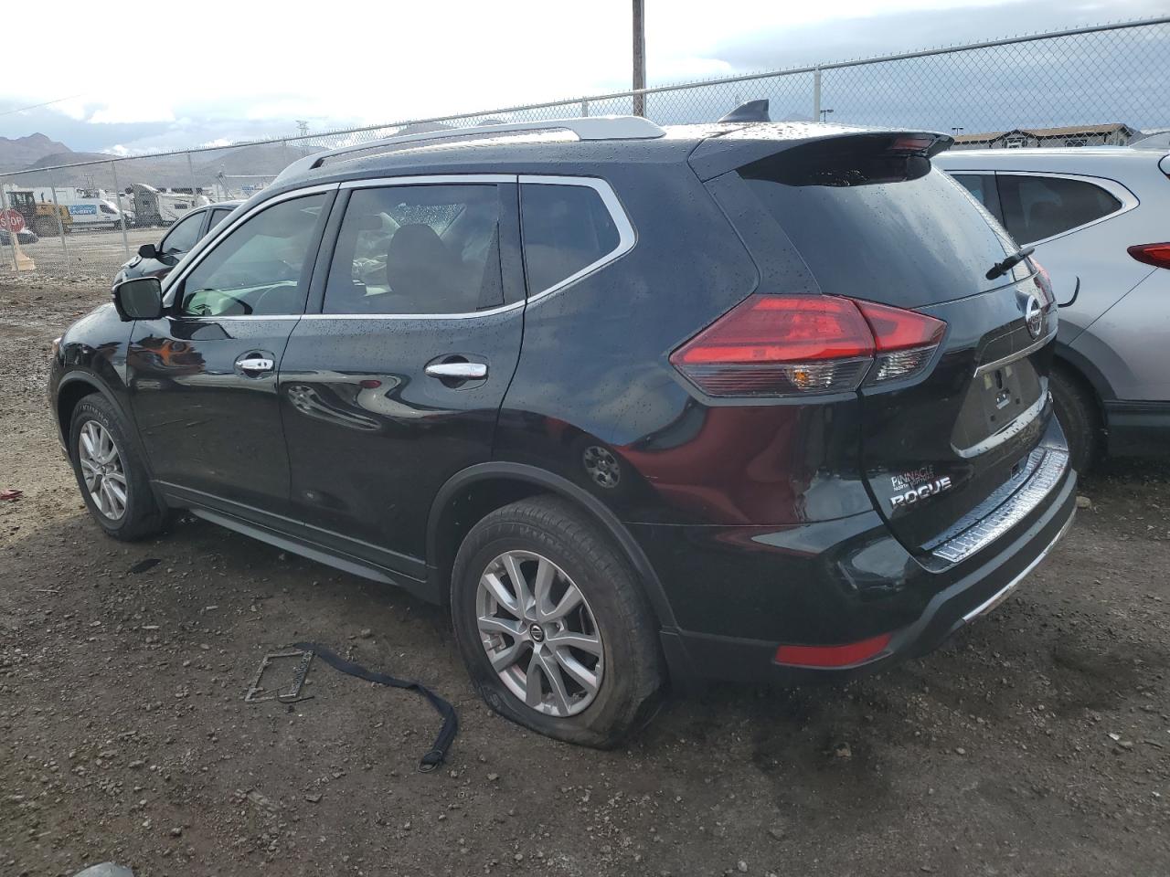 Lot #2392826126 2017 NISSAN ROGUE S