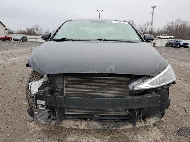 2019 HYUNDAI ELANTRA SE - 5NPD74LFXKH424702