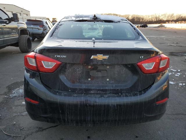 2018 CHEVROLET CRUZE LT - 1G1BE5SM5J7199765