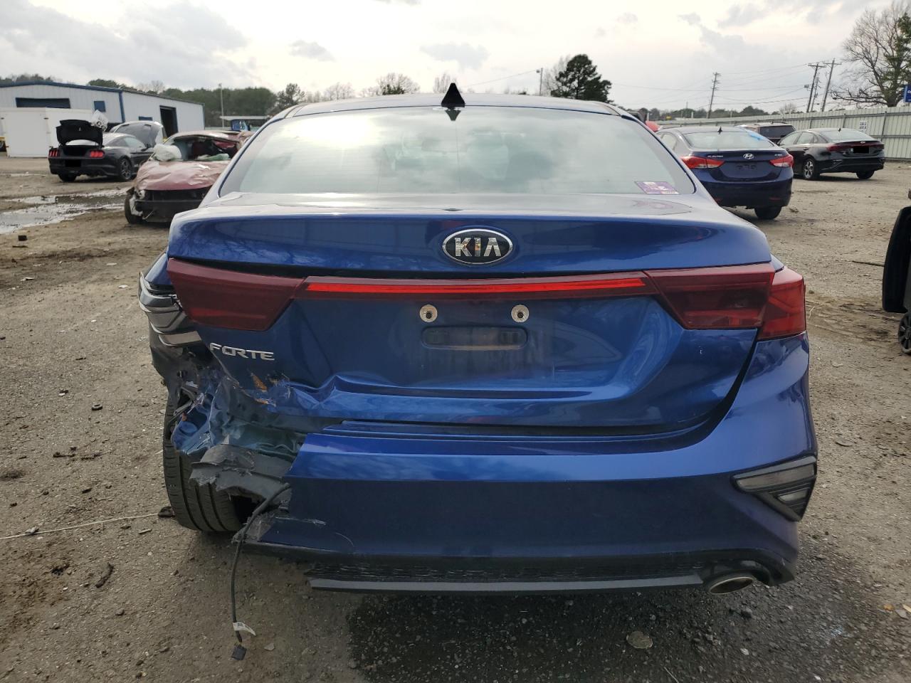 3KPF24AD9LE175856 2020 Kia Forte Fe