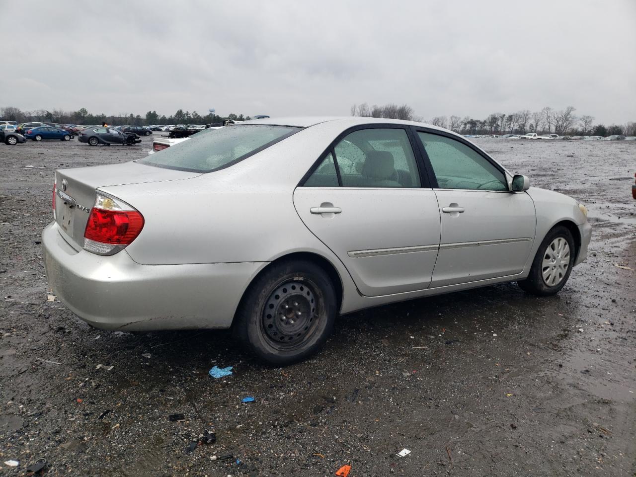 Lot #2353395075 2005 TOYOTA CAMRY LE