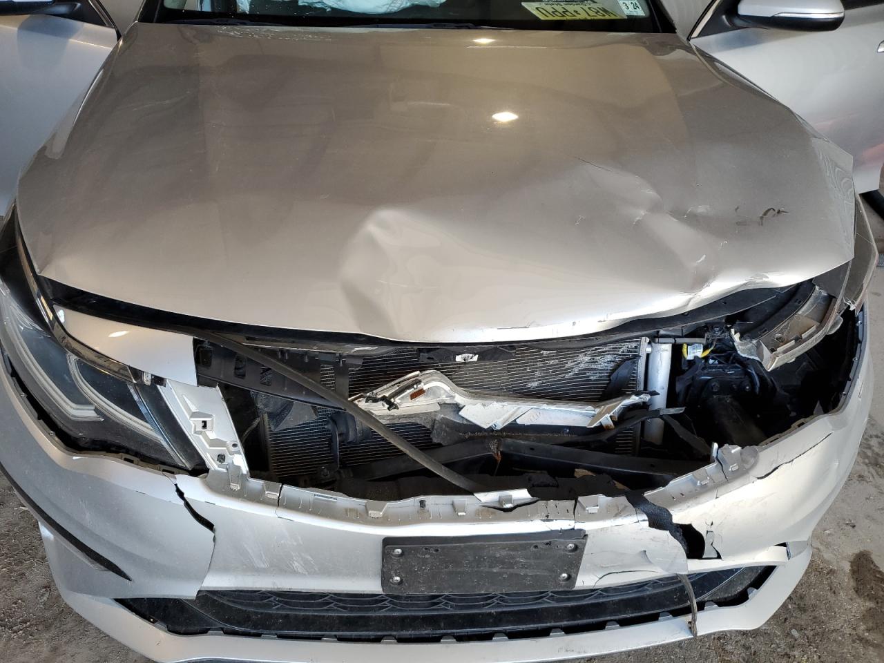 5XXGT4L3XKG358310 2019 Kia Optima Lx