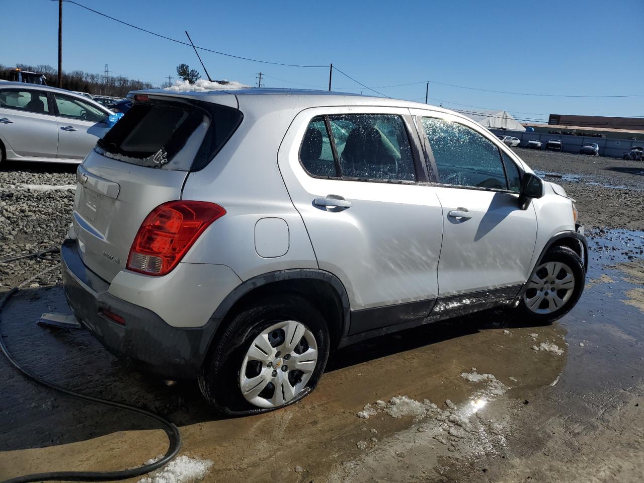 KL7CJKSB3GB661067 CHEVROLET TRAX 2016