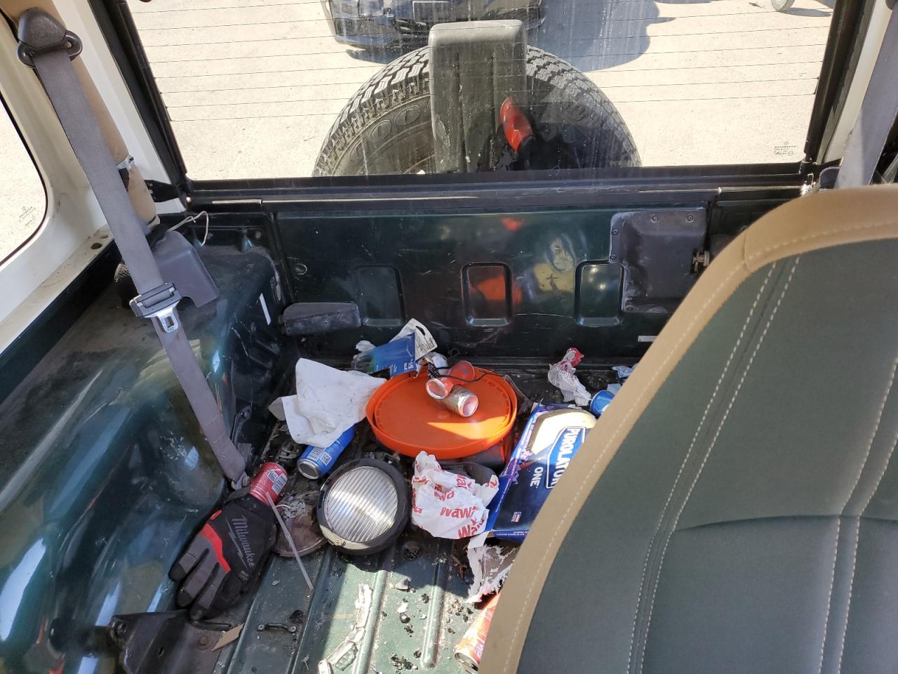 1J4FY49S1XP449679 1999 Jeep Wrangler / Tj Sahara