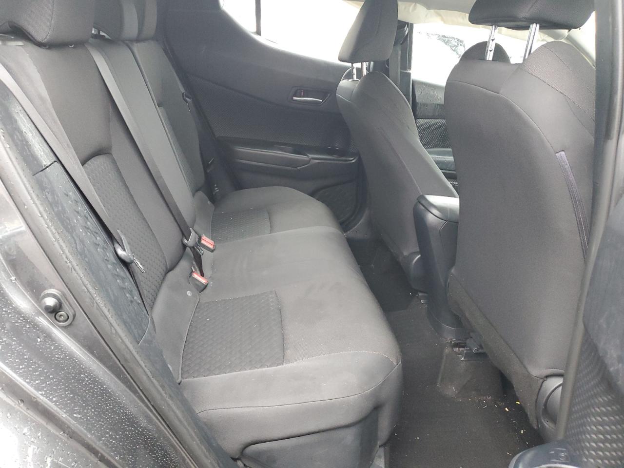 NMTKHMBX2MR132293 TOYOTA C-HR 2021