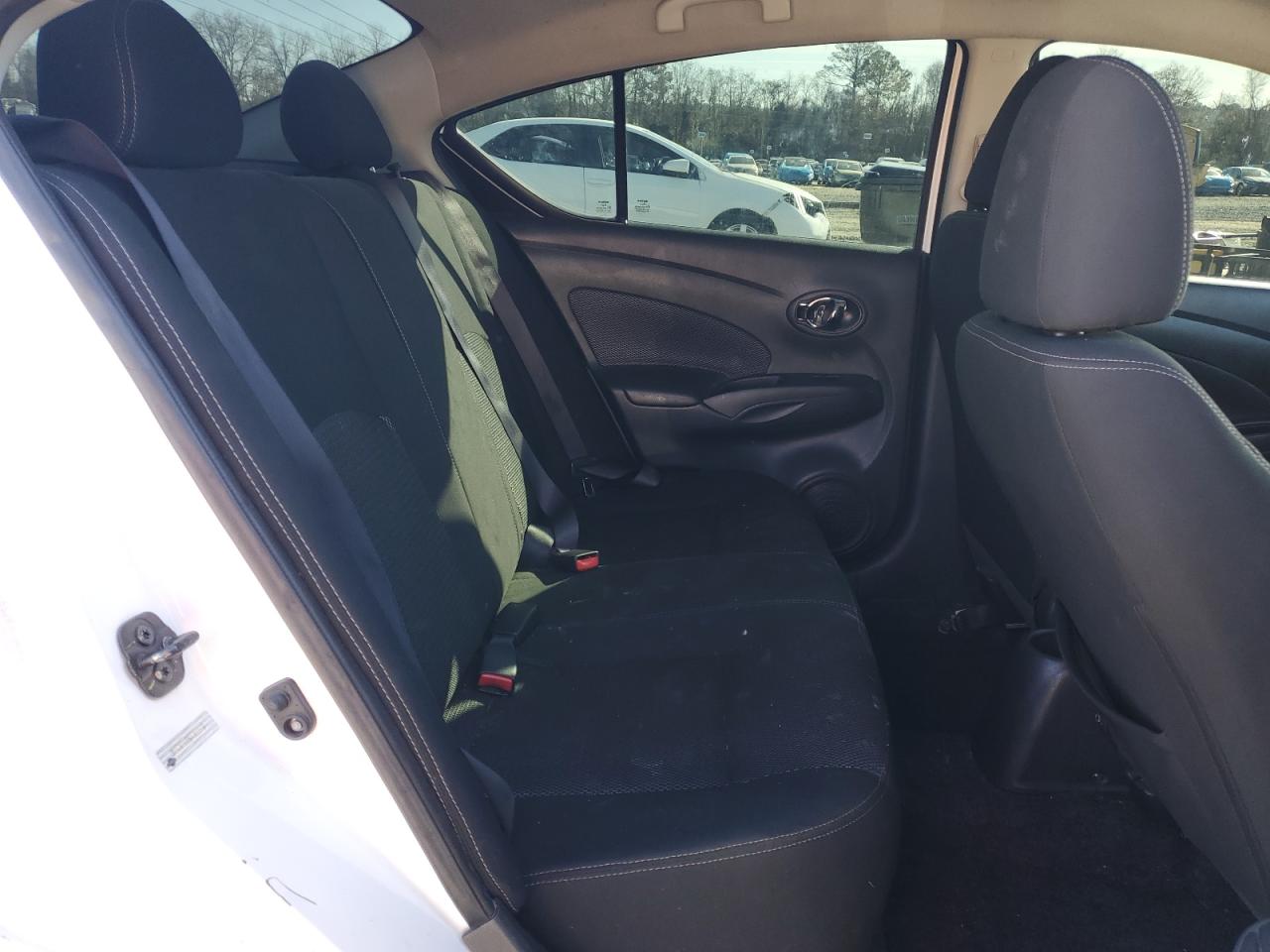 3N1CN7AP8JL833930 NISSAN VERSA 2018