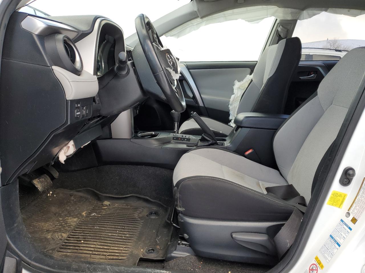 JTMRJREV2HD147339 TOYOTA RAV4 2017