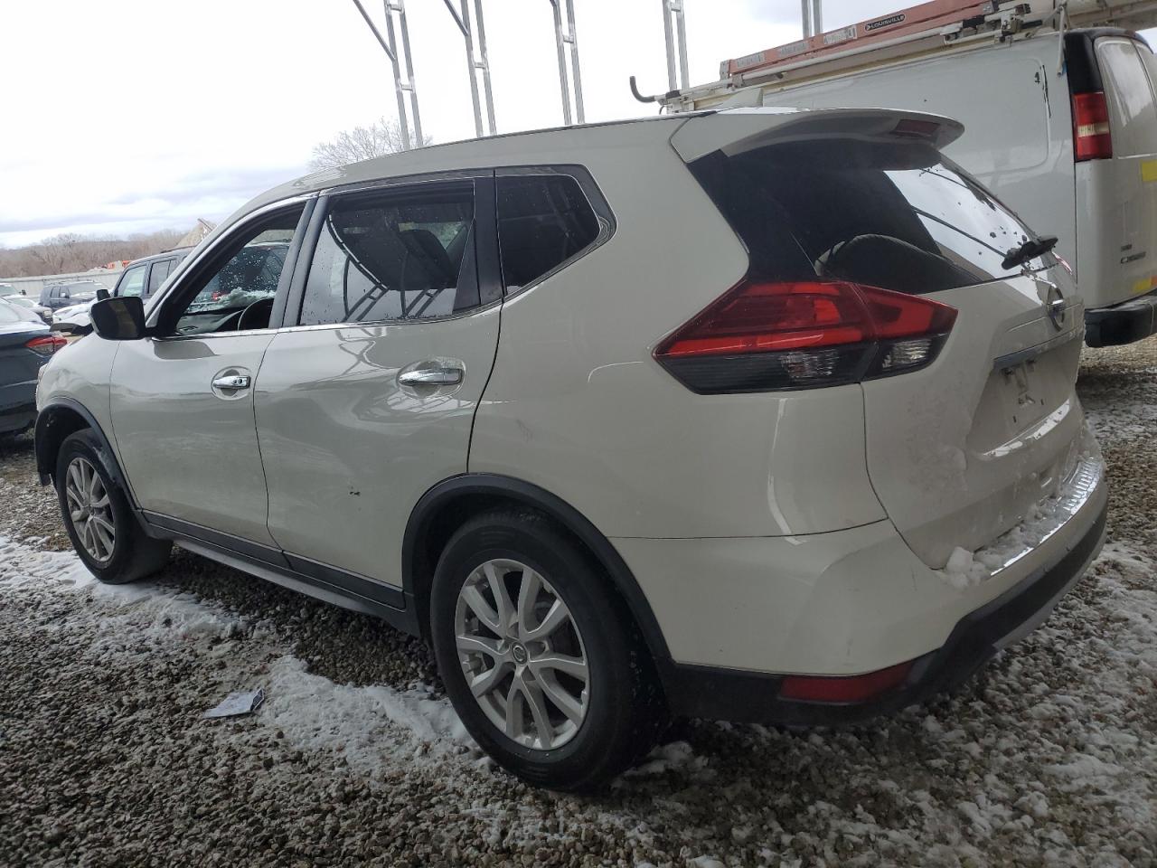 JN8AT2MT5HW133281 NISSAN ROGUE 2017