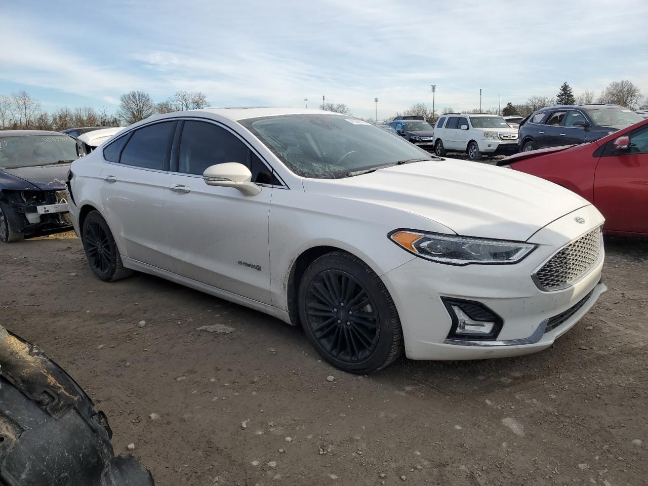 3FA6P0RU5KR129808 FORD FUSION 2019