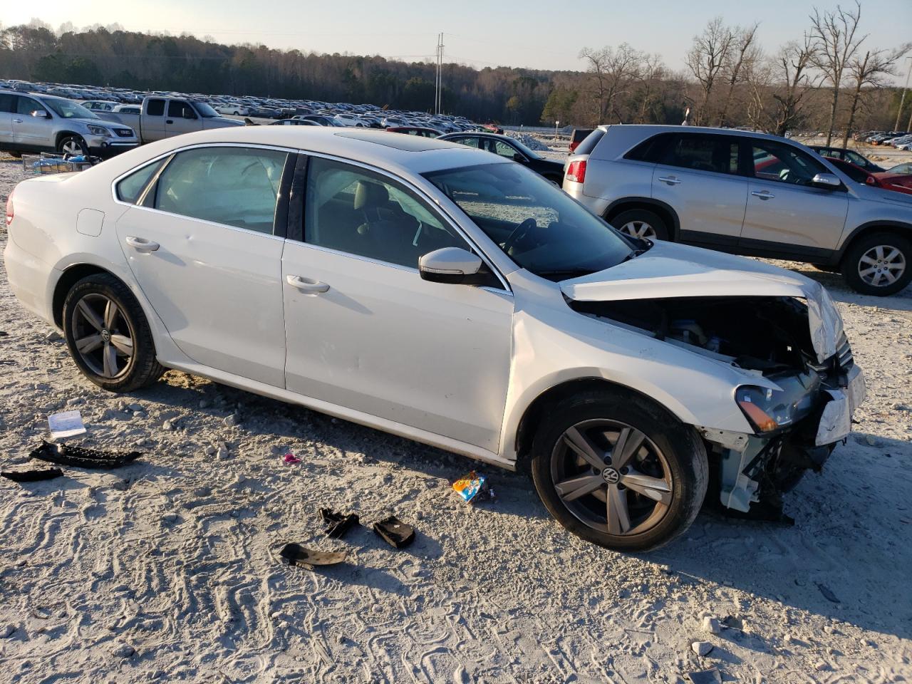 2013 Volkswagen Passat Se vin: 1VWBH7A30DC138285