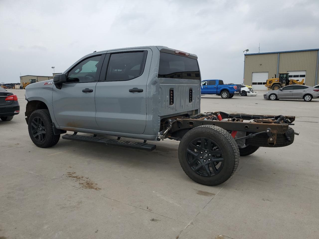 VIN: 3GCUDCEDXRG172483 2024 CHEVROLET ALL Models