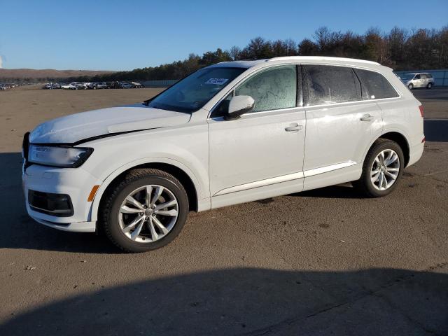 VIN WA1AHAF77HD038301 2017 Audi Q7, Premium no.1