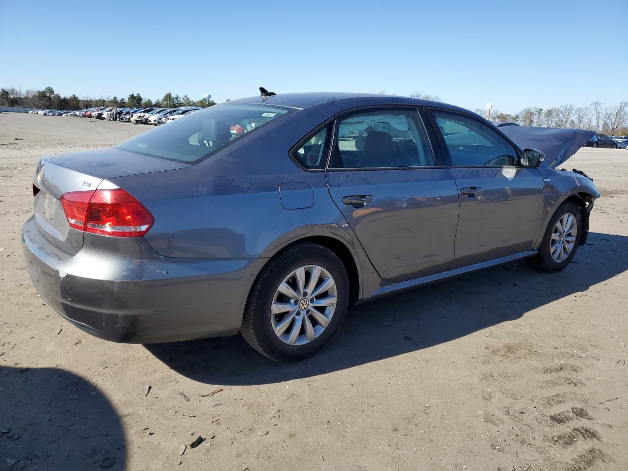 1VWAT7A36FC036695 2015 Volkswagen Passat S