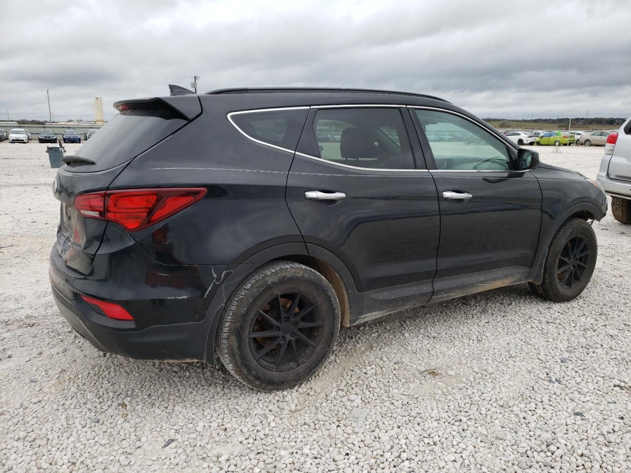 2017 Hyundai Santa Fe Sport vin: 5XYZU3LB0HG423001