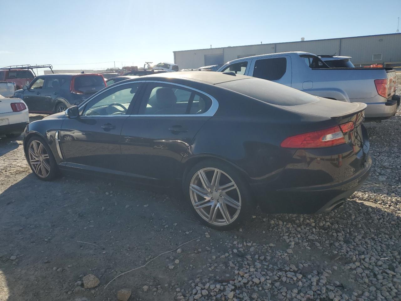 SAJWA0GB6BLR95370 2011 Jaguar Xf Premium
