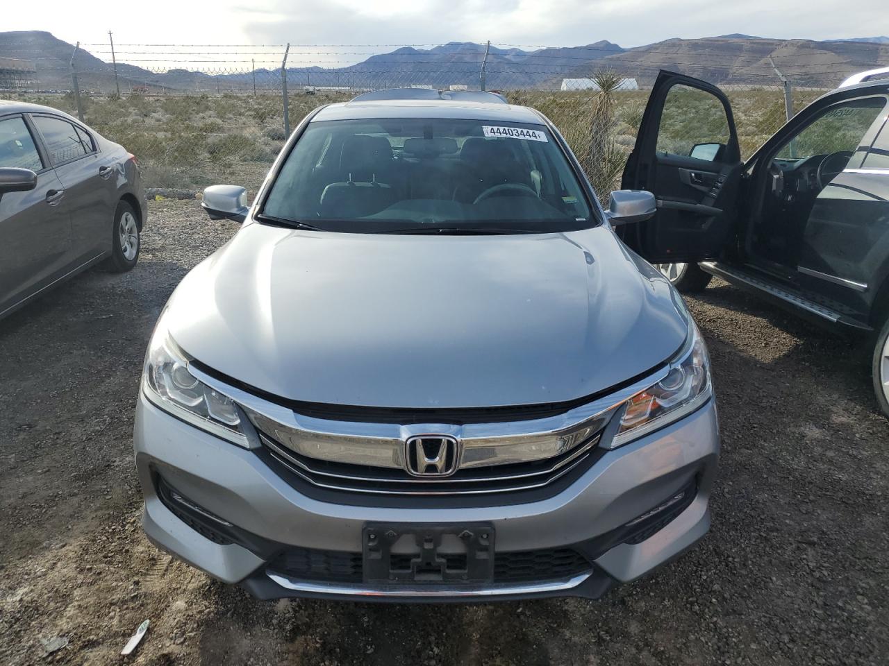 1HGCR2F84HA251087 HONDA ACCORD 2017