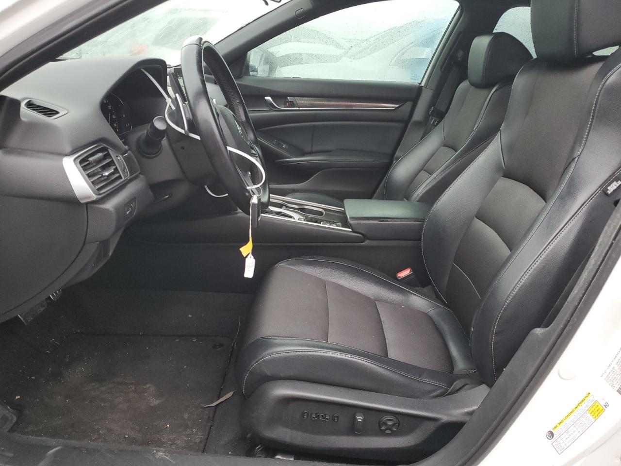 1HGCV1F37JA095370 HONDA ACCORD 2018