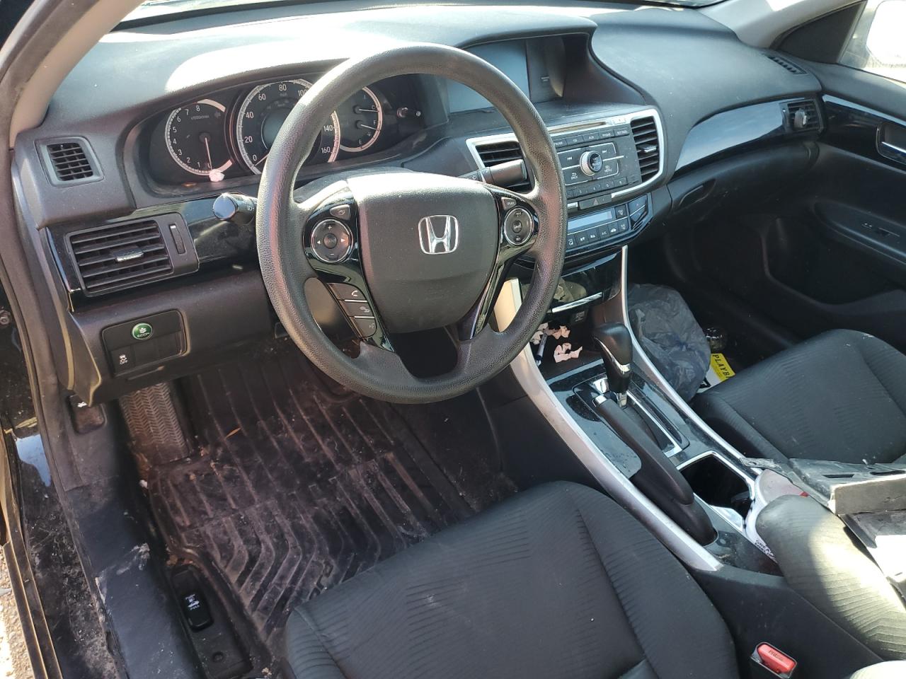 1HGCR2F38GA184318 HONDA ACCORD 2016