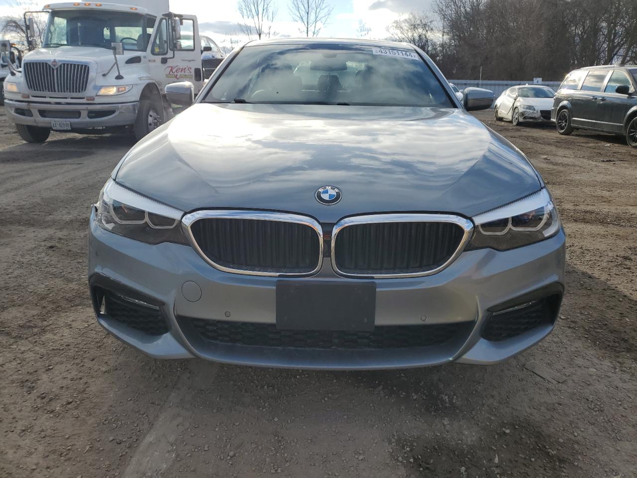 WBAJA7C36HG906895 2017 BMW 530 Xi