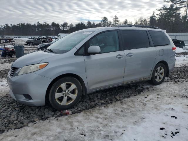 2012 Toyota Sienna LE