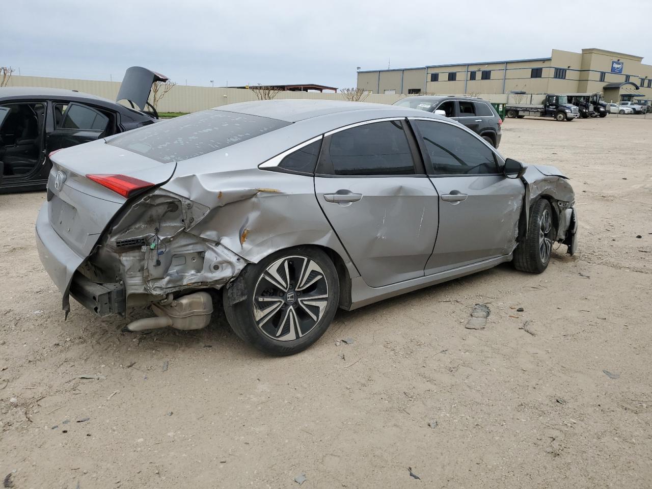 2HGFC2F50GH553089 HONDA CIVIC 2016
