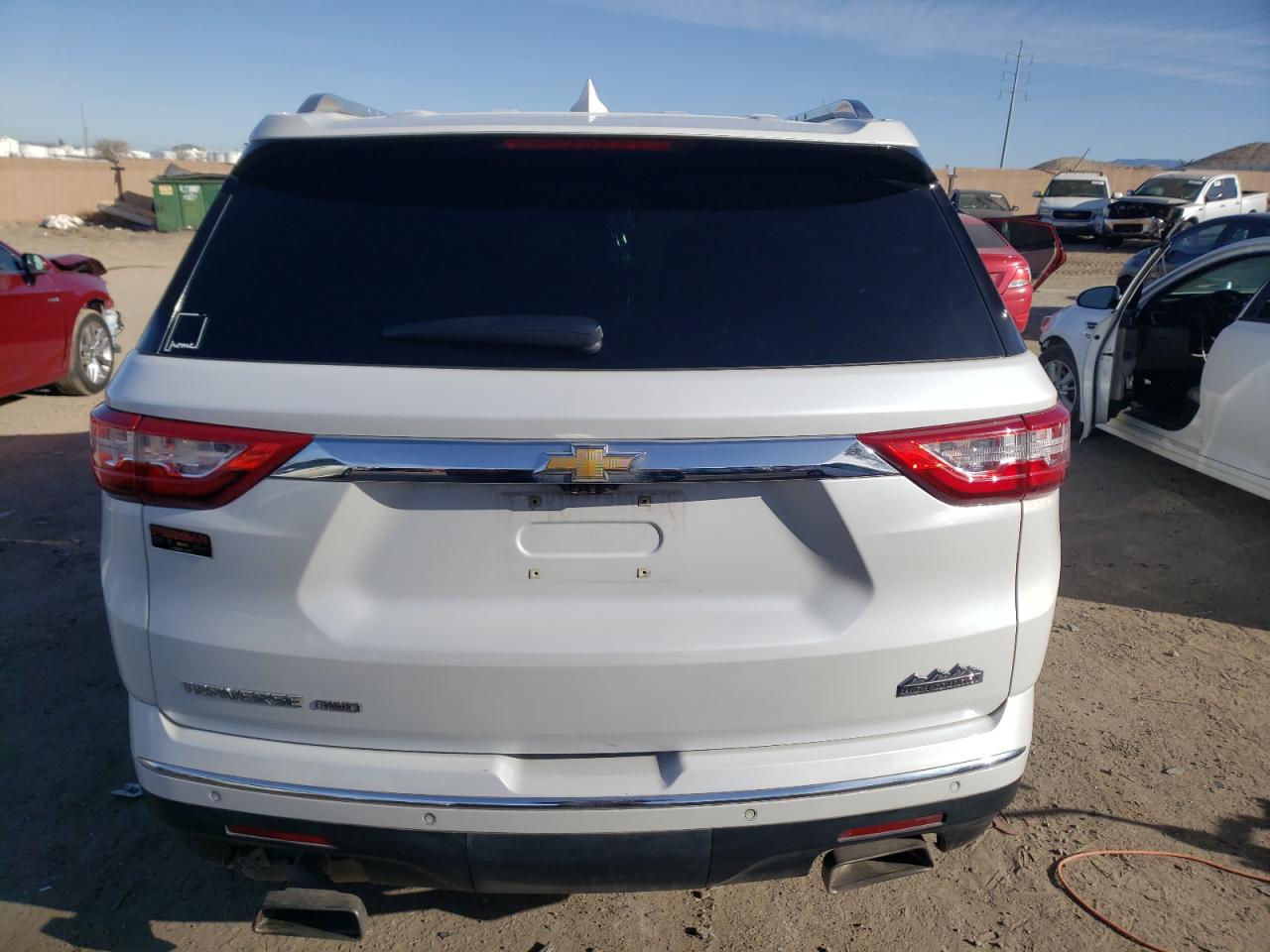 1GNEVKKWXJJ230362 CHEVROLET TRAVERSE 2018