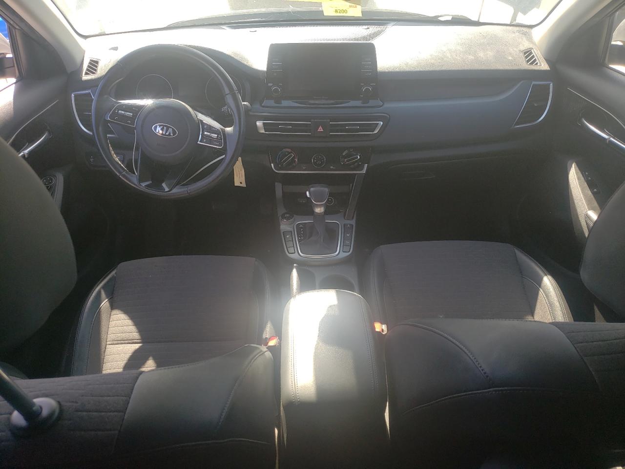 KNDEUCA29M7056737 2021 Kia Seltos S