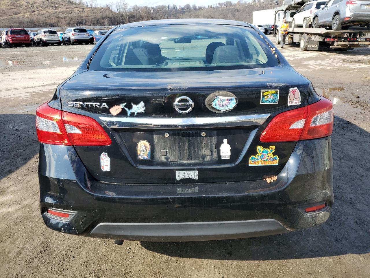 2016 Nissan Sentra S vin: 3N1AB7AP2GY231388