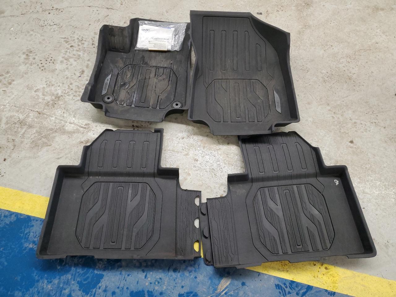 3GKALVEVXML358734 2021 GMC Terrain Slt