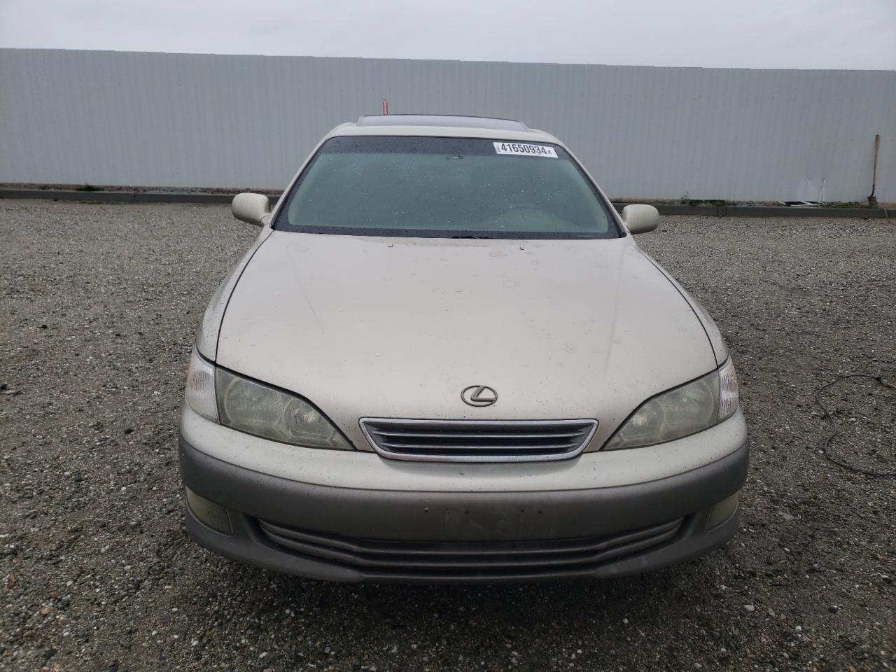 Lot #2978871015 2000 LEXUS ES 300