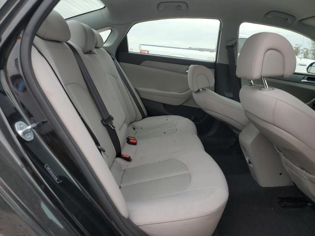 2016 HYUNDAI SONATA SE 5NPE24AF1GH275156