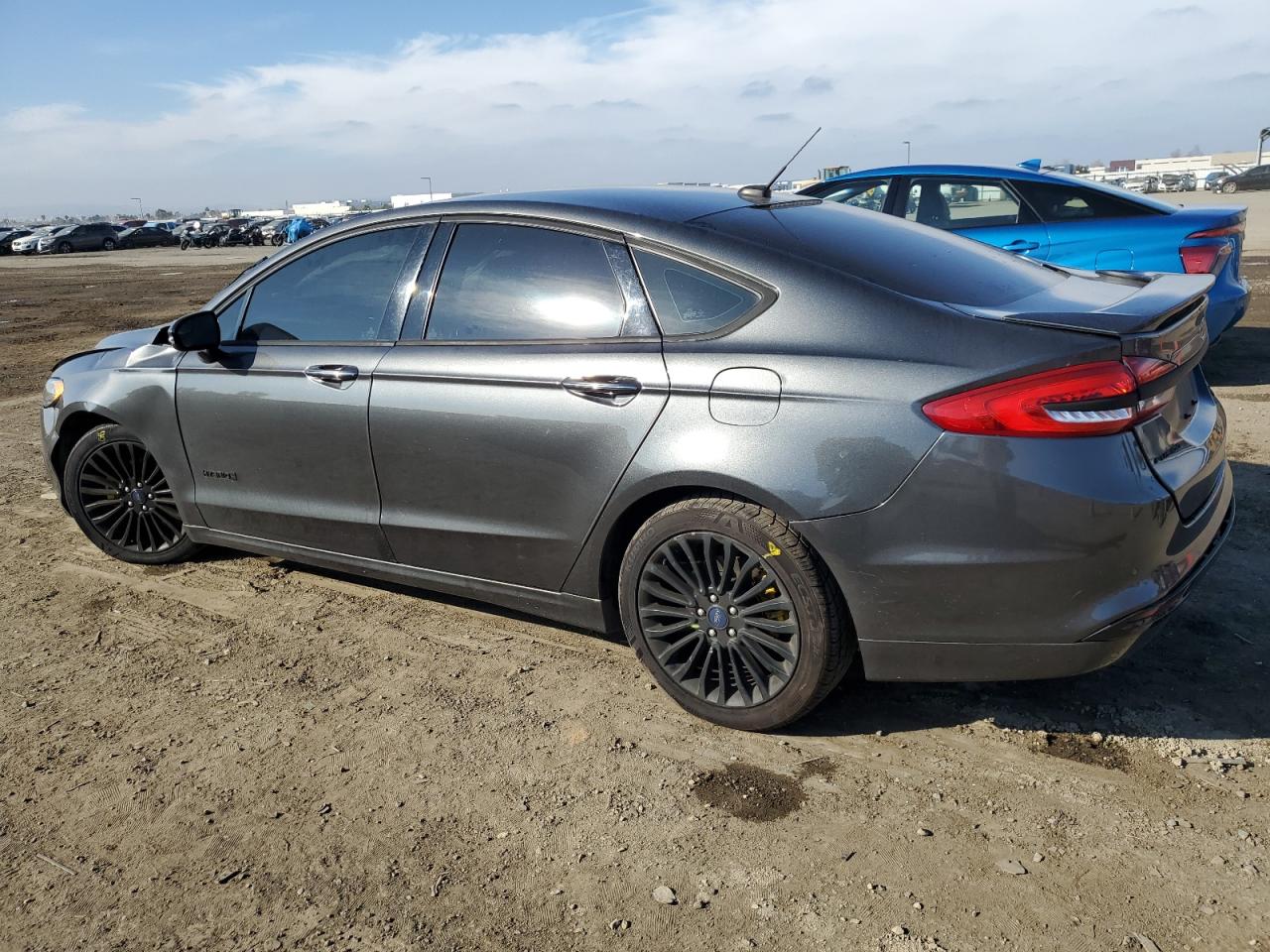 3FA6P0RU6HR247603 FORD FUSION 2017