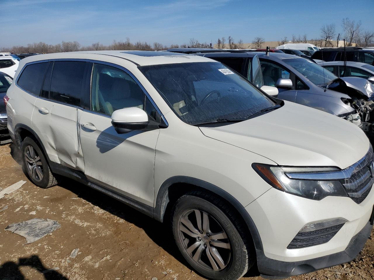 5FNYF6H55HB002697 HONDA PILOT 2017