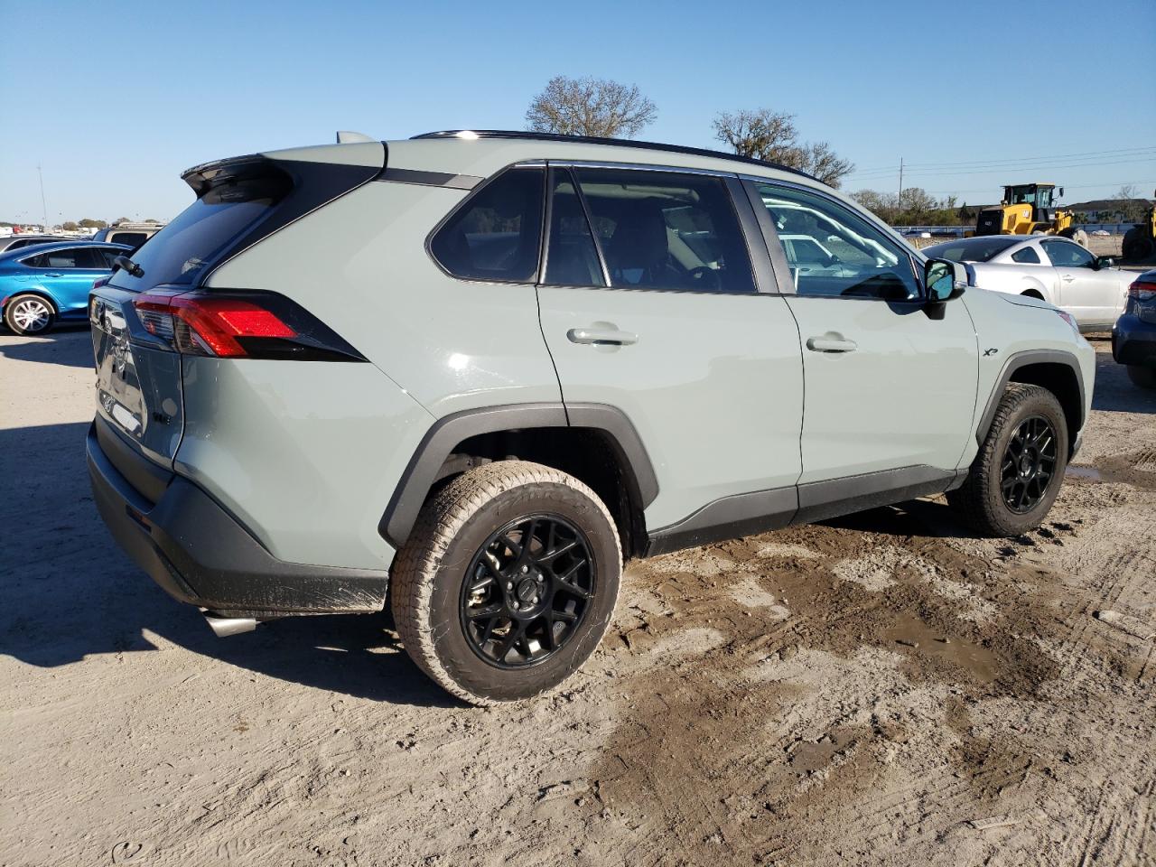 2T3W1RFV1PW257611 TOYOTA RAV4 2023
