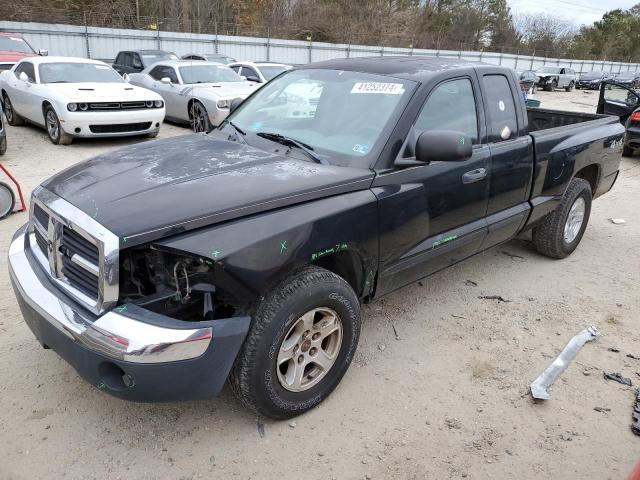 2005 Dodge Dakota SLT