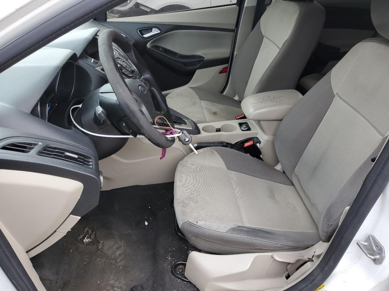 1FADP3K20EL254249 2014 Ford Focus Se